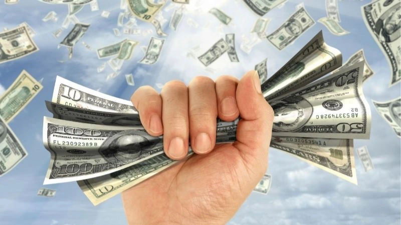 Mơ về tiền, bao lô con nào?